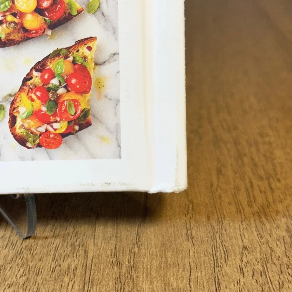 Quadrille Posh Toast Cookbook Good Unisex OS Blue Hardcover 70+ Recipes